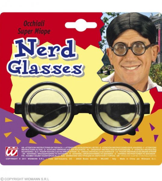 Typische Nerd Brille mit dicken Gläsern