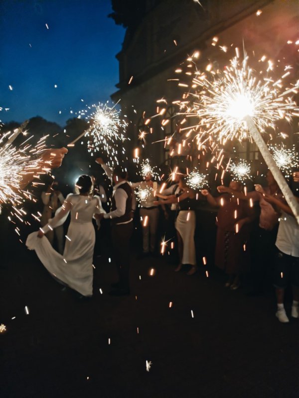 damir-yakupov-Fb3YtU2_vF8-unsplash