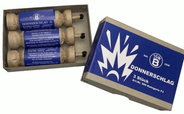 Donnerschlag Typ A - F3 Böller mit Blitzknallsatz in Handarbeit hergestellt.